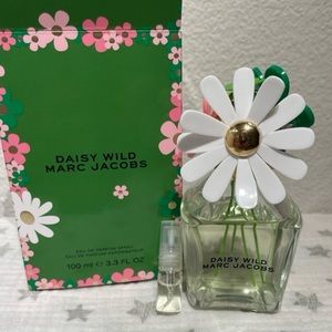 DECANT of Marc Jacobs DAISY WILD EDP 2 mL Sample Atomizer- NEW!